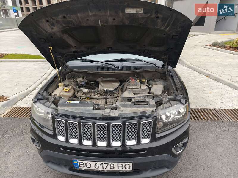 Внедорожник / Кроссовер Jeep Compass 2014 в Тернополе