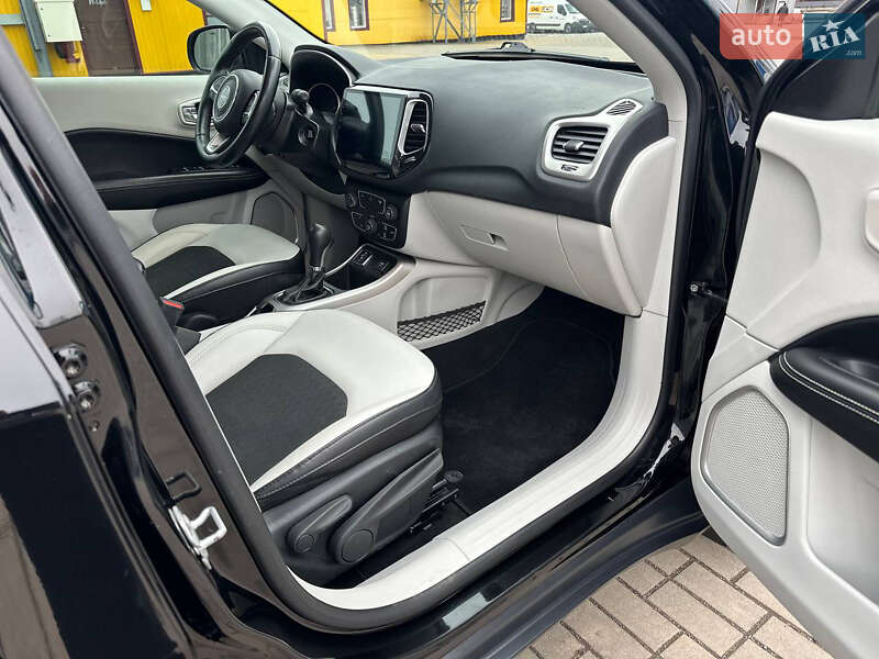 Внедорожник / Кроссовер Jeep Compass 2018 в Хмельницком