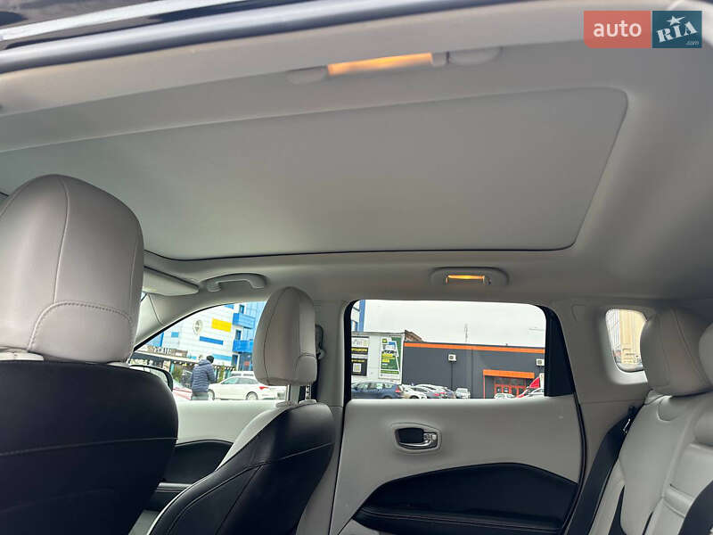 Внедорожник / Кроссовер Jeep Compass 2018 в Хмельницком