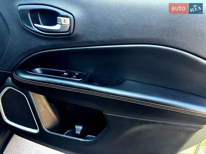 Внедорожник / Кроссовер Jeep Compass 2018 в Хмельницком фото 16 Внедорожник / Кроссовер Jeep Compass 2018 в Хмельницком