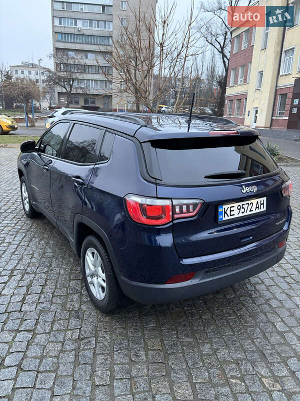 Позашляховик / Кросовер Jeep Compass 2018 в Дніпрі фото 12 Позашляховик / Кросовер Jeep Compass 2018 в Дніпрі