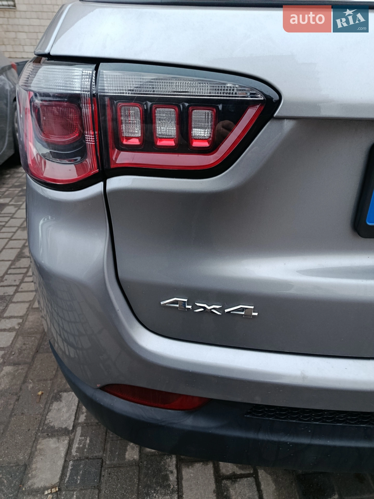2020 Jeep Compass - мініатюра 12