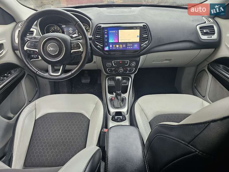 Внедорожник / Кроссовер Jeep Compass 2018 в Славуте