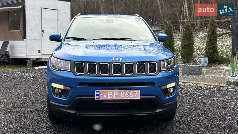 2020 Jeep Compass, VIN 3C4NJDBBXMT504833:plate — zdjęcie 1 (autoria)