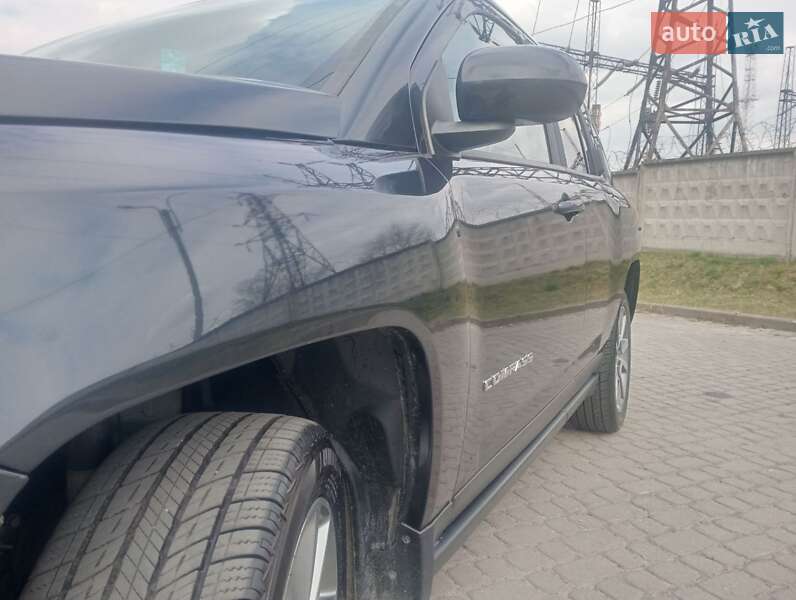 Внедорожник / Кроссовер Jeep Compass 2014 в Дрогобыче