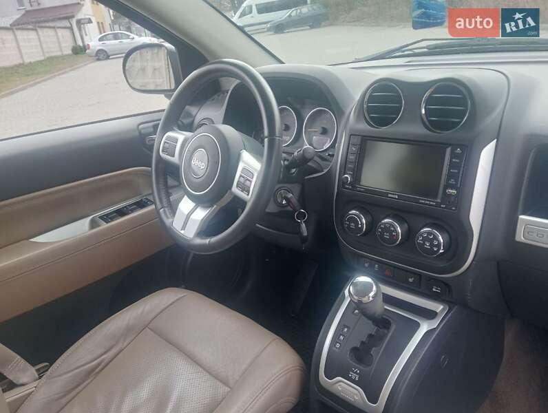 Внедорожник / Кроссовер Jeep Compass 2014 в Дрогобыче