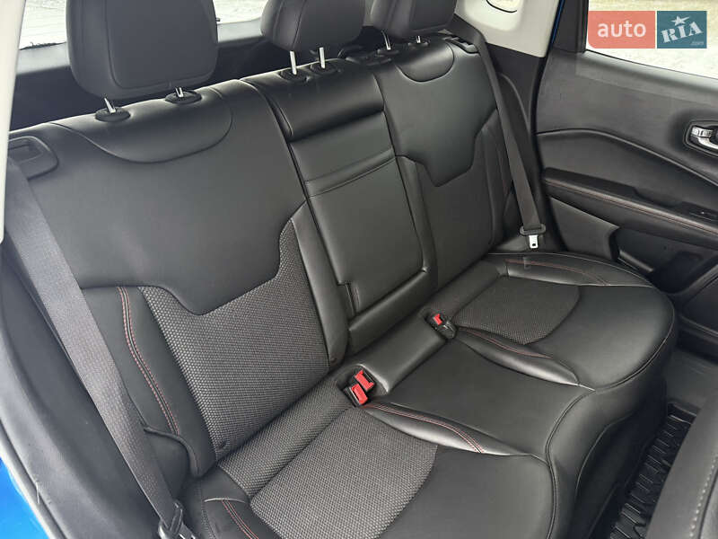 Позашляховик / Кросовер Jeep Compass 2019 в Києві фото 44 Позашляховик / Кросовер Jeep Compass 2019 в Києві