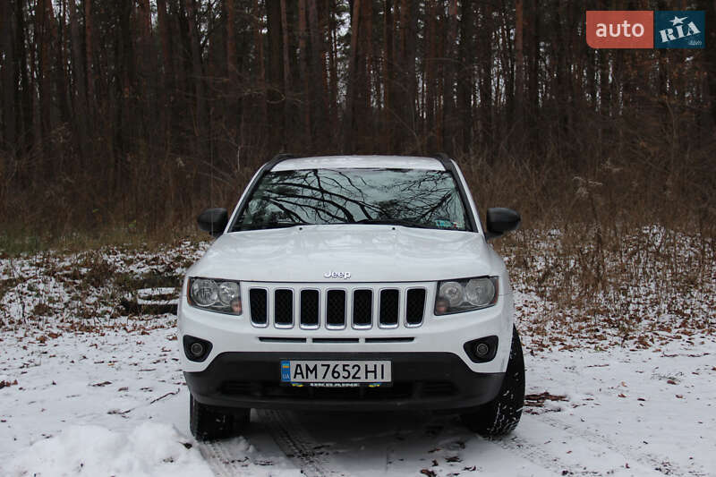 2016 Jeep Compass, VIN 1C4NJCBA4GD665464:plate — фото 1 (autoria)