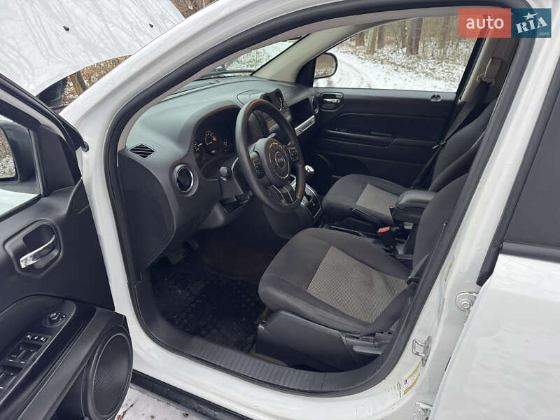 Внедорожник / Кроссовер Jeep Compass 2016 в Киеве