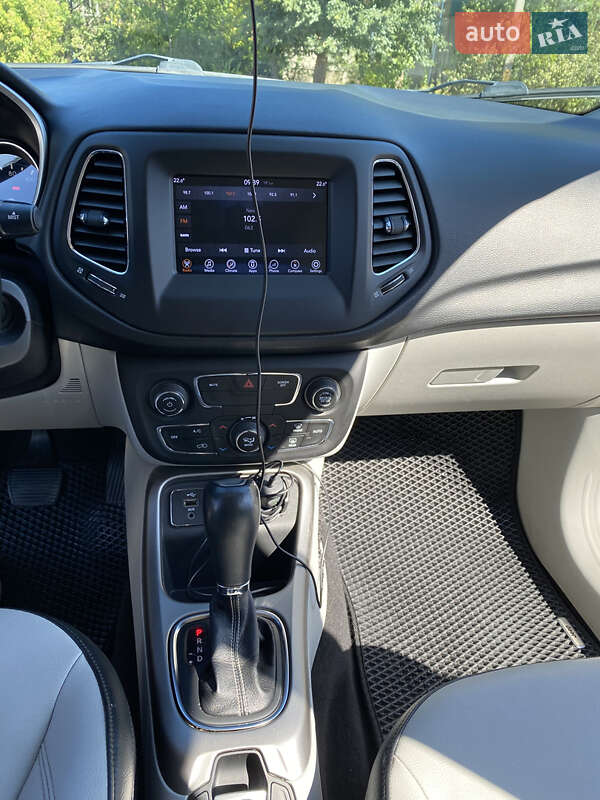 Внедорожник / Кроссовер Jeep Compass 2017 в Новомосковске фото 28 Внедорожник / Кроссовер Jeep Compass 2017 в Новомосковске