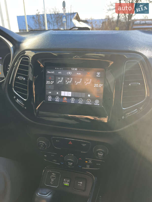 Позашляховик / Кросовер Jeep Compass 2020 в Ромнах