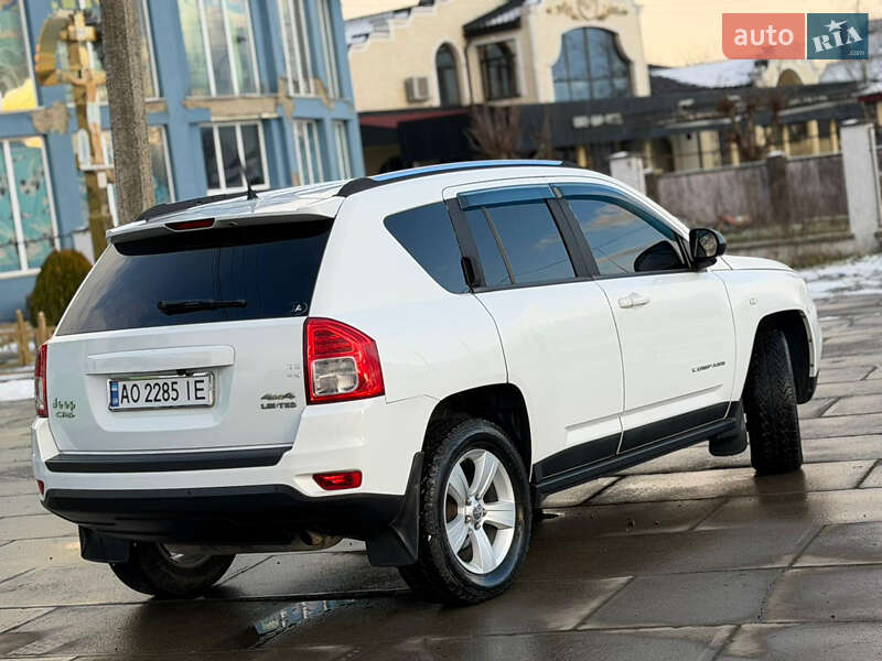 Позашляховик / Кросовер Jeep Compass 2011 в Хусті