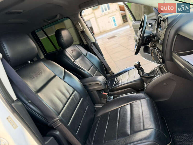 Позашляховик / Кросовер Jeep Compass 2011 в Хусті