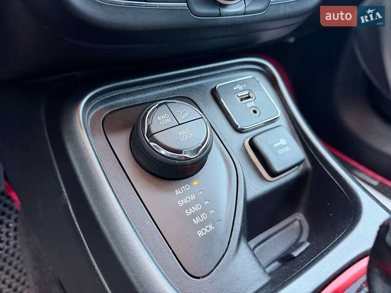 Внедорожник / Кроссовер Jeep Compass 2019 в Киеве