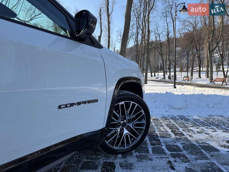 Позашляховик / Кросовер Jeep Compass 2024 в Києві