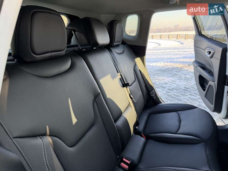 Позашляховик / Кросовер Jeep Compass 2024 в Києві