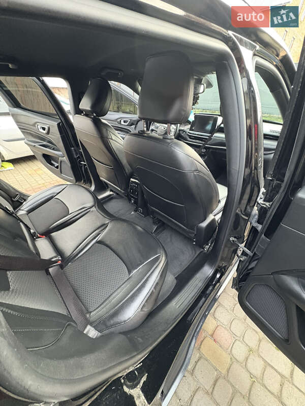 Внедорожник / Кроссовер Jeep Compass 2022 в Золочеве фото 22 Внедорожник / Кроссовер Jeep Compass 2022 в Золочеве