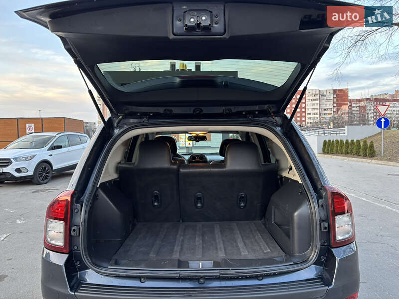 Внедорожник / Кроссовер Jeep Compass 2014 в Львове