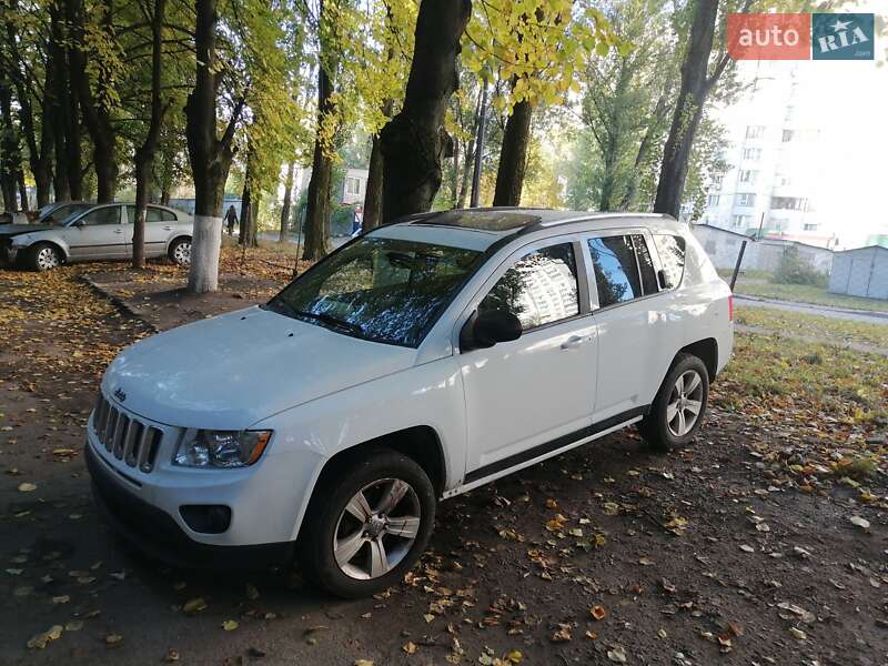 Внедорожник / Кроссовер Jeep Compass 2013 в Киеве