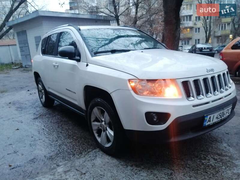 Внедорожник / Кроссовер Jeep Compass 2013 в Киеве