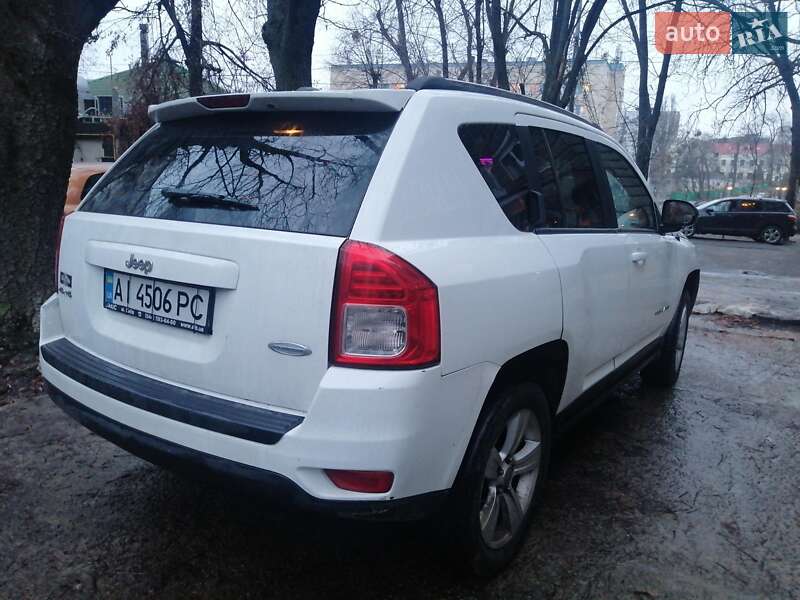 Внедорожник / Кроссовер Jeep Compass 2013 в Киеве