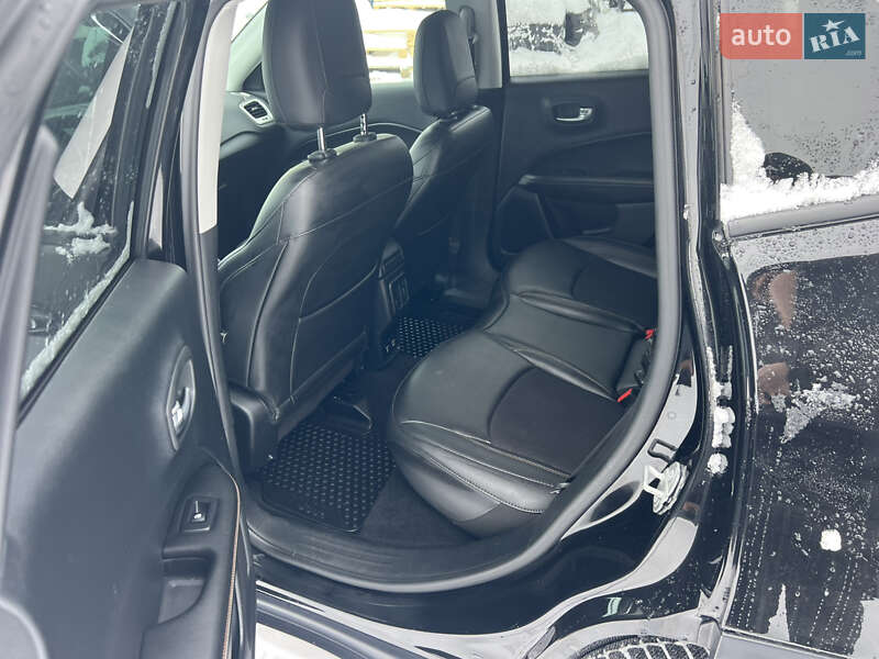 Внедорожник / Кроссовер Jeep Compass 2018 в Ровно фото 7 Внедорожник / Кроссовер Jeep Compass 2018 в Ровно