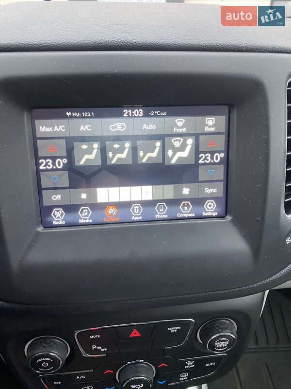 Внедорожник / Кроссовер Jeep Compass 2019 в Киеве