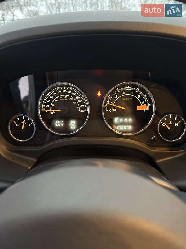 Внедорожник / Кроссовер Jeep Compass 2013 в Городке