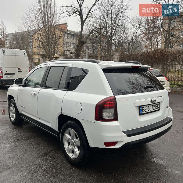 Внедорожник / Кроссовер Jeep Compass 2016 в Николаеве