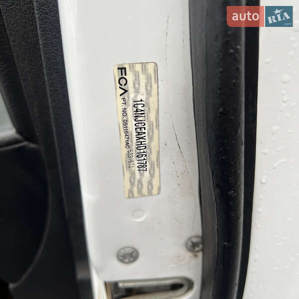 Внедорожник / Кроссовер Jeep Compass 2016 в Николаеве