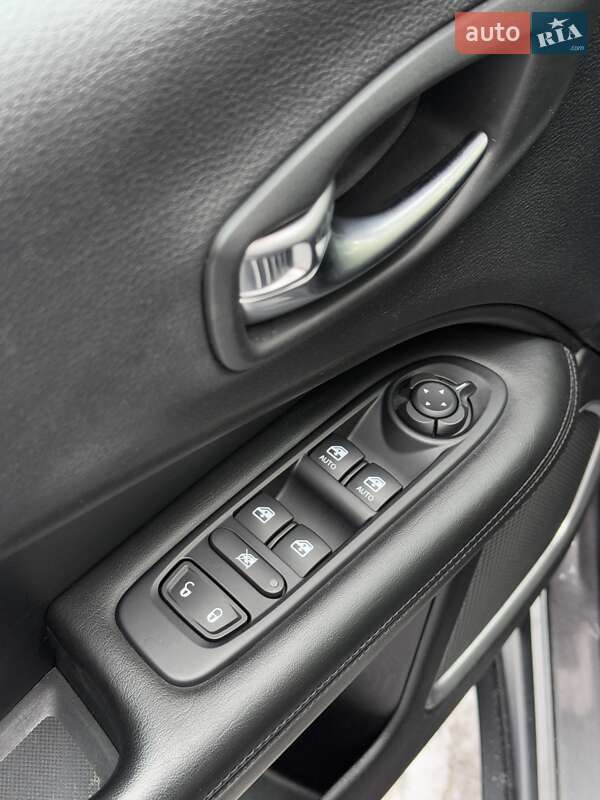 Внедорожник / Кроссовер Jeep Compass 2019 в Сумах