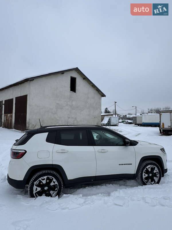 Внедорожник / Кроссовер Jeep Compass 2017 в Ивано-Франковске фото 6 Внедорожник / Кроссовер Jeep Compass 2017 в Ивано-Франковске