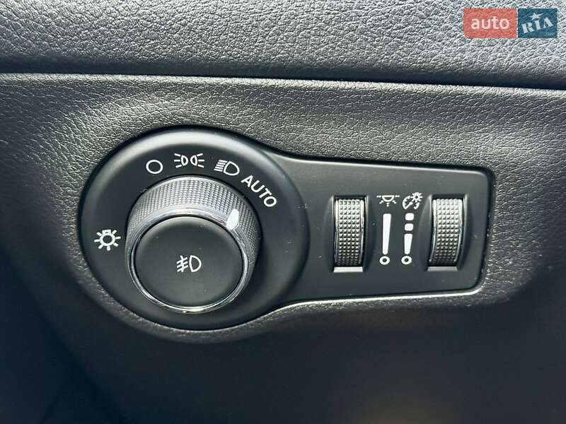 Внедорожник / Кроссовер Jeep Compass 2018 в Харькове