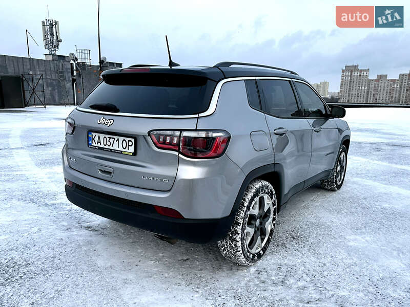 Внедорожник / Кроссовер Jeep Compass 2019 в Киеве