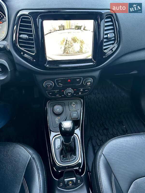 Внедорожник / Кроссовер Jeep Compass 2019 в Киеве