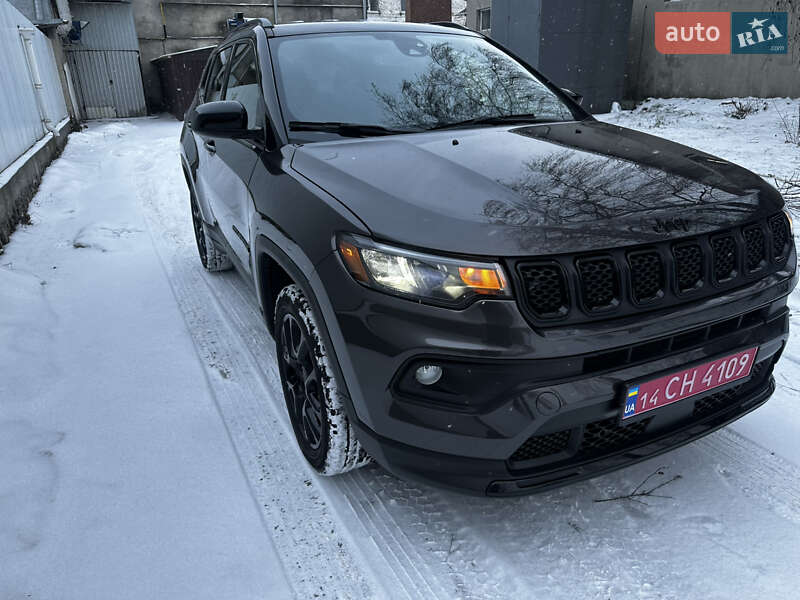 Внедорожник / Кроссовер Jeep Compass 2023 в Лубнах
