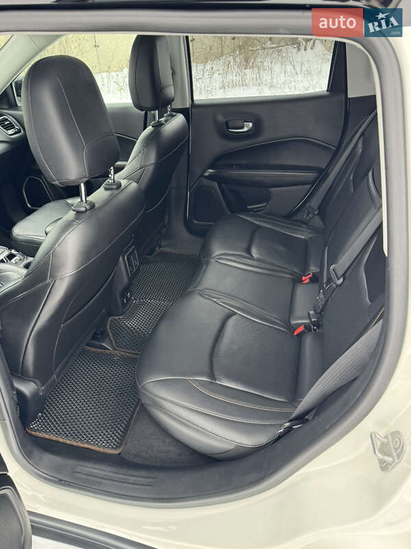 Внедорожник / Кроссовер Jeep Compass 2017 в Ивано-Франковске фото 14 Внедорожник / Кроссовер Jeep Compass 2017 в Ивано-Франковске