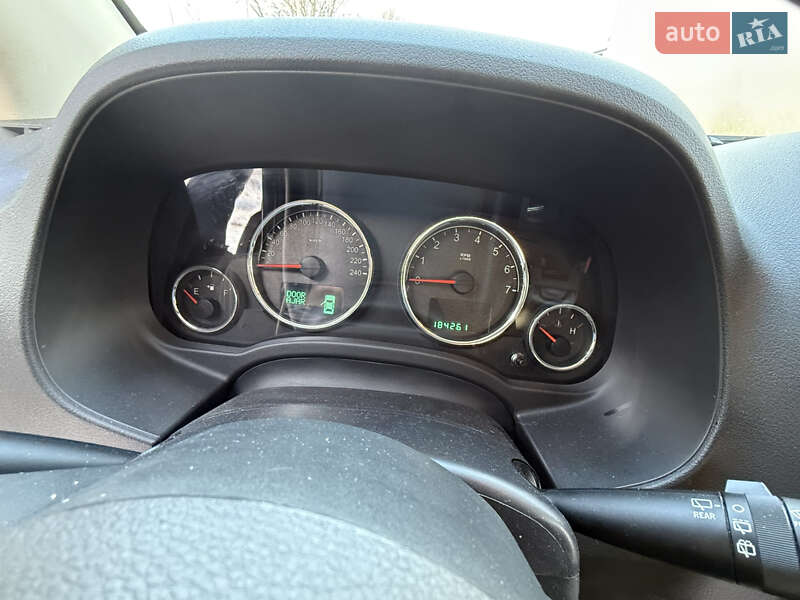 Внедорожник / Кроссовер Jeep Compass 2016 в Тернополе