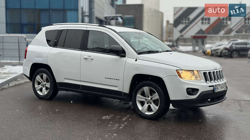 Внедорожник / Кроссовер Jeep Compass 2011 в Киеве