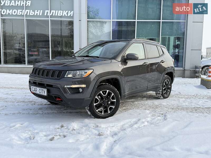 Внедорожник / Кроссовер Jeep Compass 2020 в Киеве