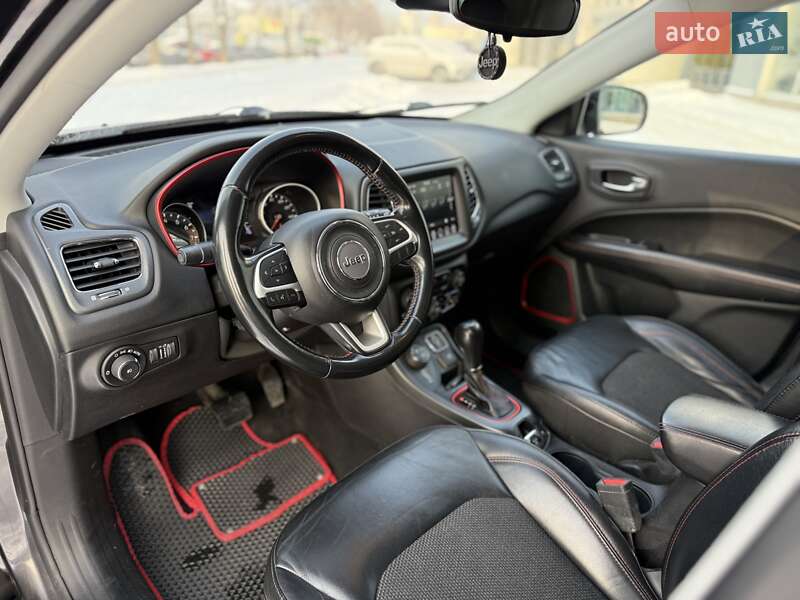 Внедорожник / Кроссовер Jeep Compass 2020 в Киеве