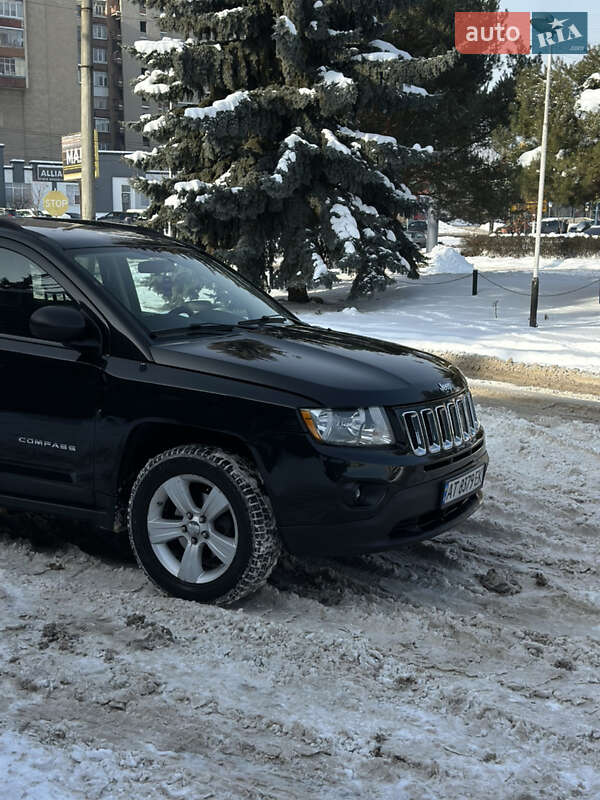 Внедорожник / Кроссовер Jeep Compass 2011 в Ивано-Франковске