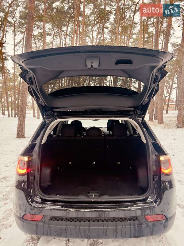 Внедорожник / Кроссовер Jeep Compass 2018 в Сумах