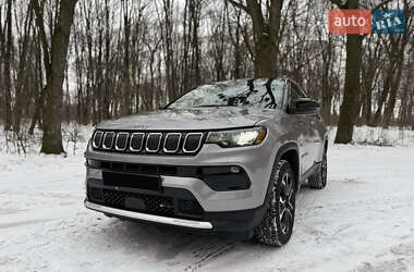 Внедорожник / Кроссовер Jeep Compass 2022 в Киеве