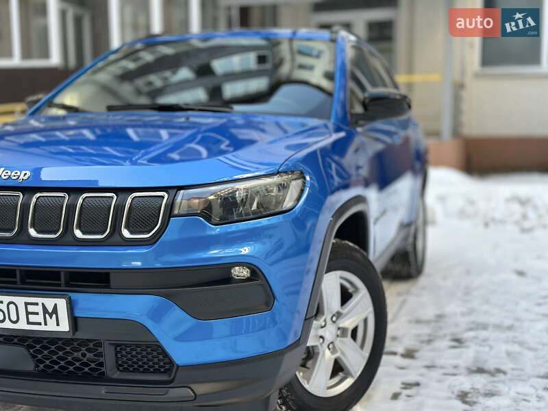 Внедорожник / Кроссовер Jeep Compass 2022 в Ромнах