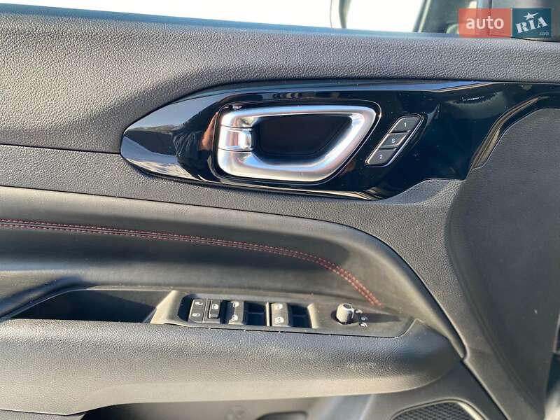 Внедорожник / Кроссовер Jeep Compass 2022 в Буче