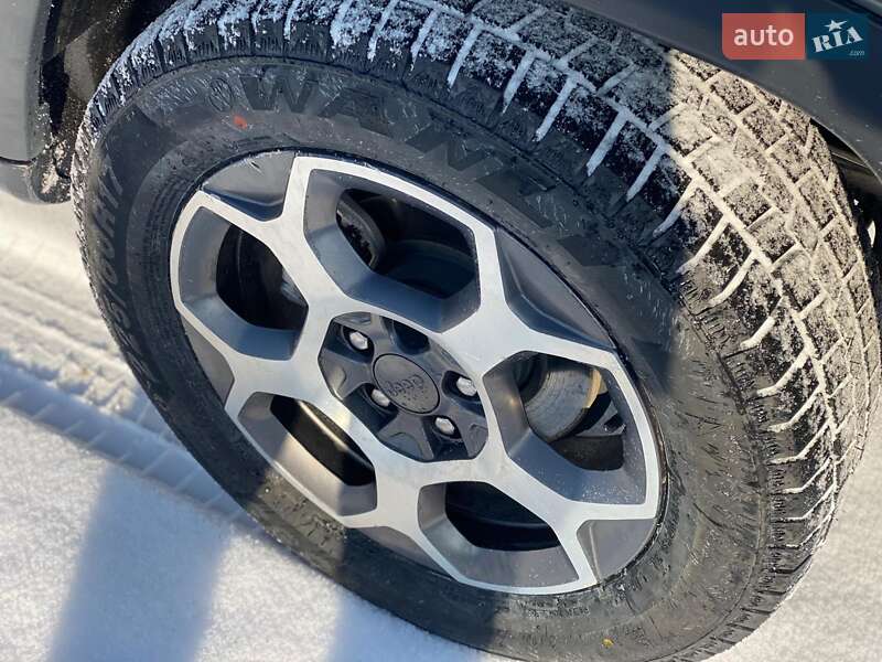 Внедорожник / Кроссовер Jeep Compass 2022 в Буче