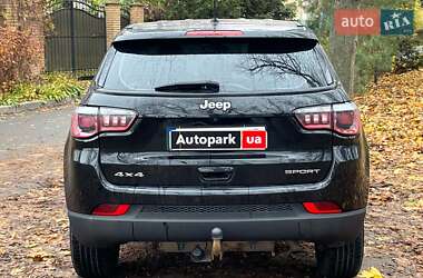 Внедорожник / Кроссовер Jeep Compass 2017 в Киеве