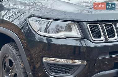 Внедорожник / Кроссовер Jeep Compass 2017 в Киеве