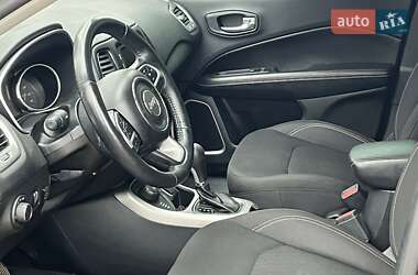 Внедорожник / Кроссовер Jeep Compass 2017 в Киеве